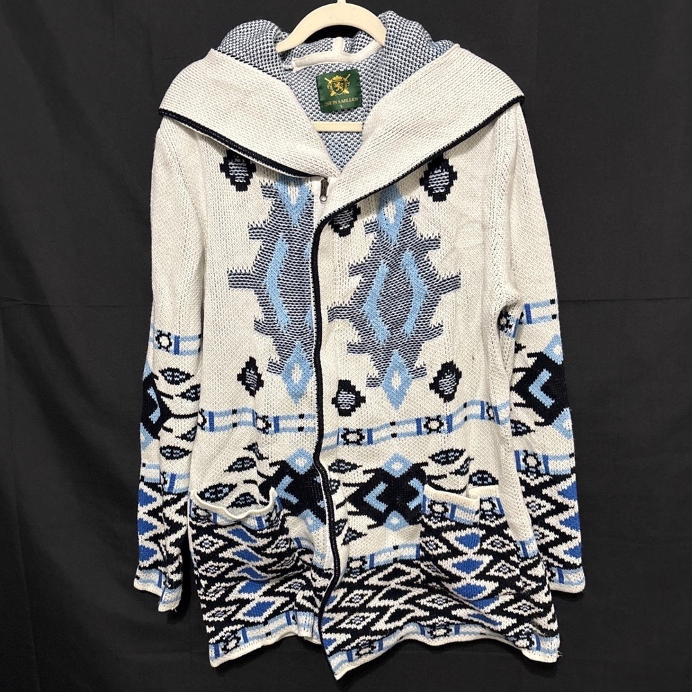 One In A Million Geometric Tribal Hooded Zip Cardigan Sweater White Blue L Aztec